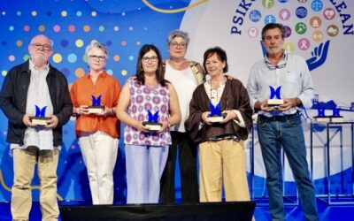 Eragintzak psikologia kalean sarien banaketan parte hartu du
