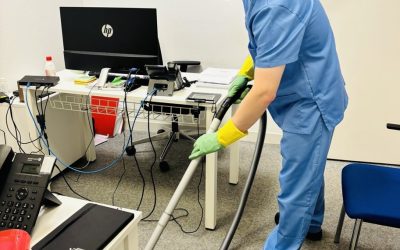 10 pertsona hasi dira Eragintzako garbiketako profesionaltasun-ziurtagiria lortzeko praktikak egiten
